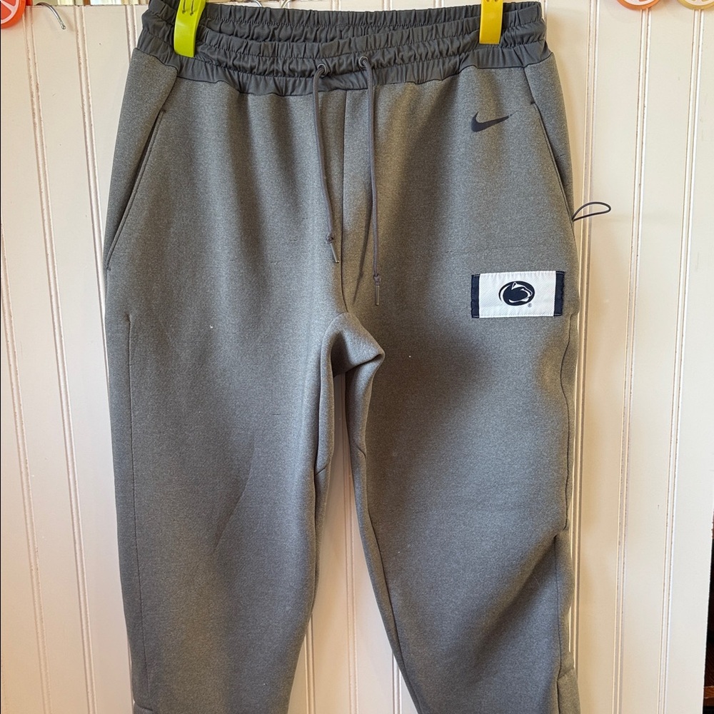 Nike men’s On Field Gray Athletic Joggers with Team Patch large